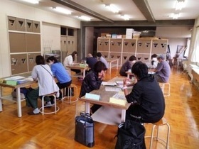 「砂川学園」の校則について話し合う指導活動WG (6月3日 中央小学校にて)