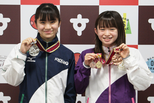 写真左から吉本絆心さん(滝川西高1年)、吉本想さん(砂中1年)